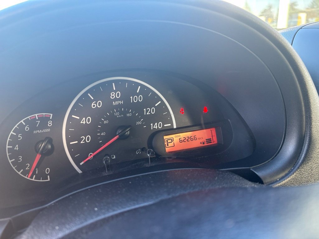 Used 2018 Nissan Versa S Plus FWD image 6