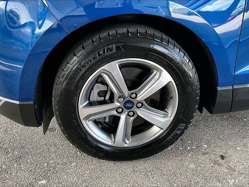 Used 2021 Ford Edge SEL w/ Convenience Package AWD/4WD image 11