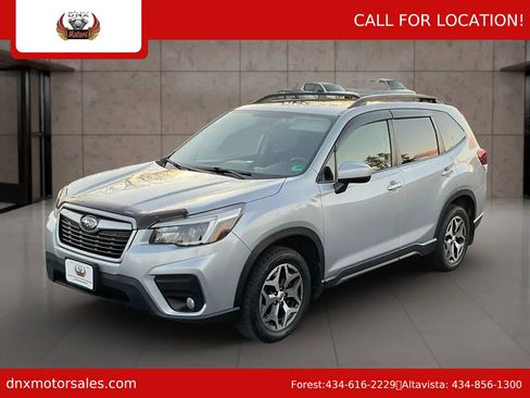 Used 2021 Subaru Forester Premium image 1