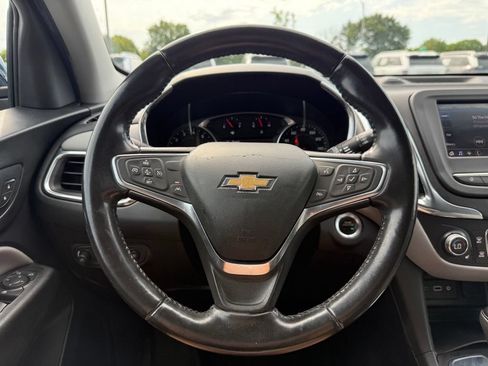 Used 2021 Chevrolet Equinox LT FWD image 14