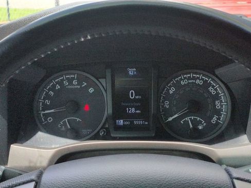 Used 2016 Toyota Tacoma TRD Sport w/ Premium & Technology Package AWD/4WD image 30