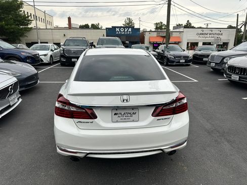 Used 2016 Honda Accord Sport image 6