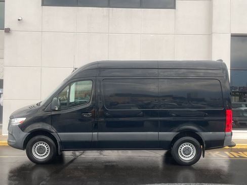 Used 2020 Mercedes-Benz Sprinter 2500 image 5