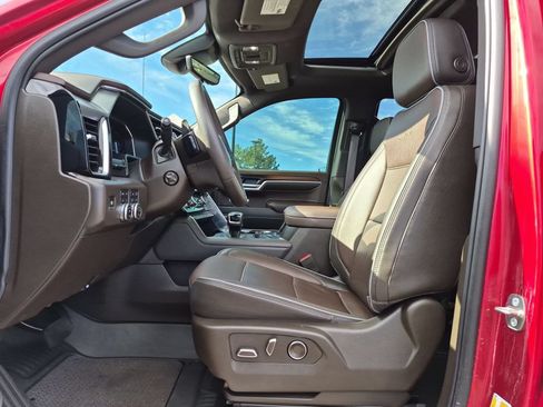 Used 2024 GMC Sierra 1500 Denali AWD/4WD image 17
