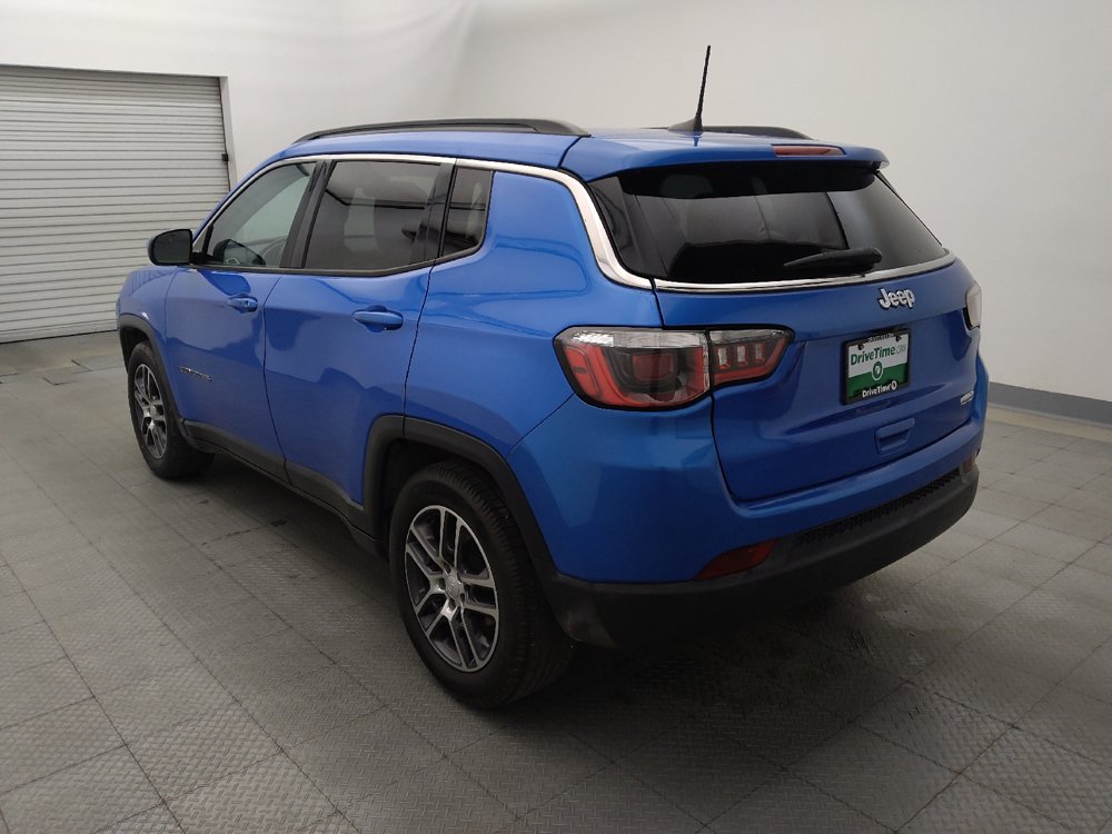 Used 2019 Jeep Compass Latitude FWD image 5