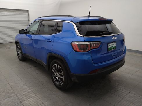 Used 2019 Jeep Compass Latitude FWD image 5