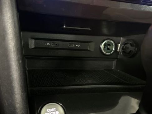 Certified 2024 Volkswagen Tiguan SE R-Line image 37