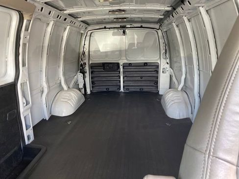 Used 2024 GMC Savana 2500 Extended image 14