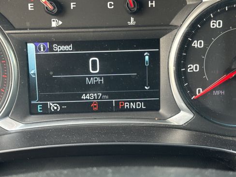 Used 2018 Chevrolet Malibu LT FWD image 5