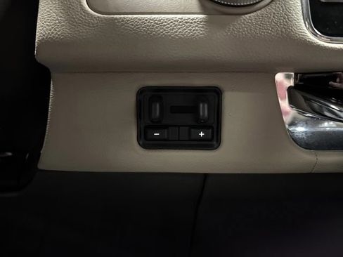 Used 2024 Lincoln Navigator L Reserve image 28