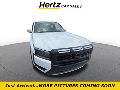 Used 2026 Nissan Frontier PRO-4X AWD/4WD image 1