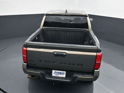 Used 2024 Toyota Tacoma TRD Off-Road AWD/4WD image 24