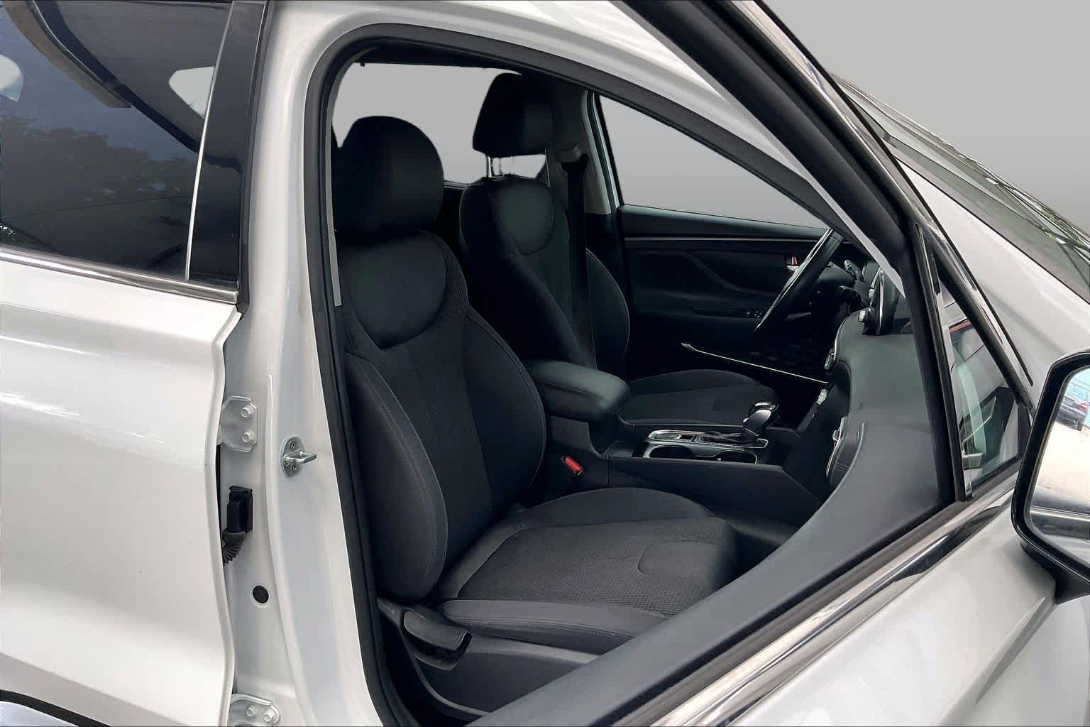 Used 2020 Hyundai Santa Fe SEL w/ Convenience Package FWD image 16