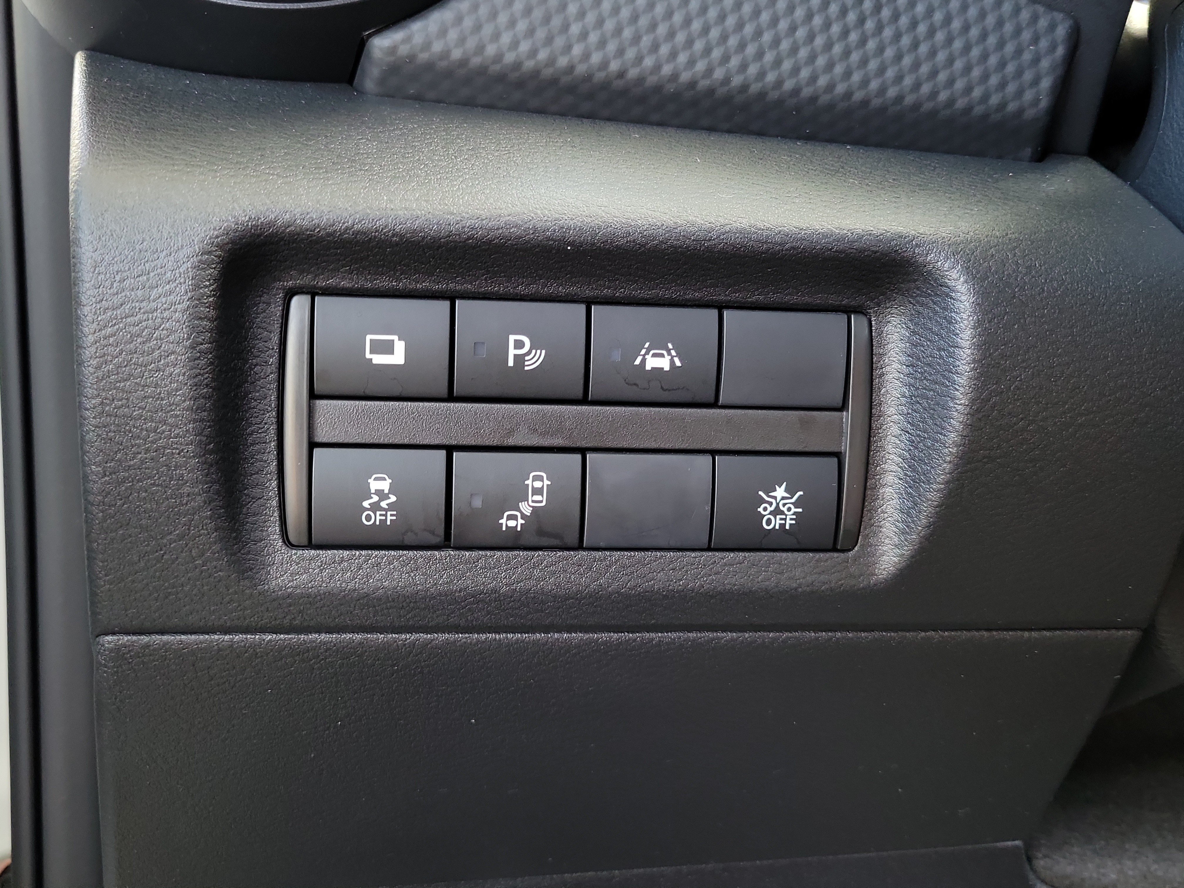 Certified 2025 Nissan Kicks Play S FWD image 28