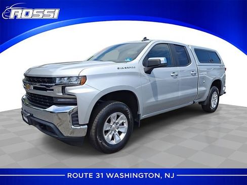 Used 2020 Chevrolet Silverado 1500 LT w/ Convenience Package AWD/4WD image 1