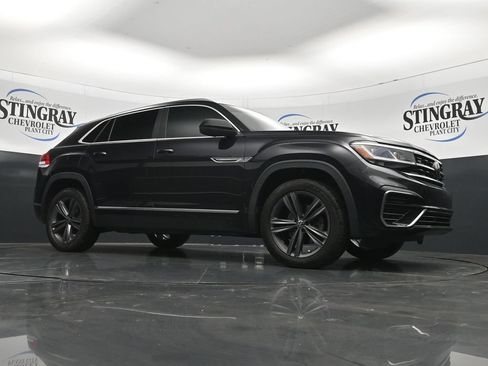 Used 2022 Volkswagen Atlas Cross Sport SEL R-Line AWD/4WD image 26