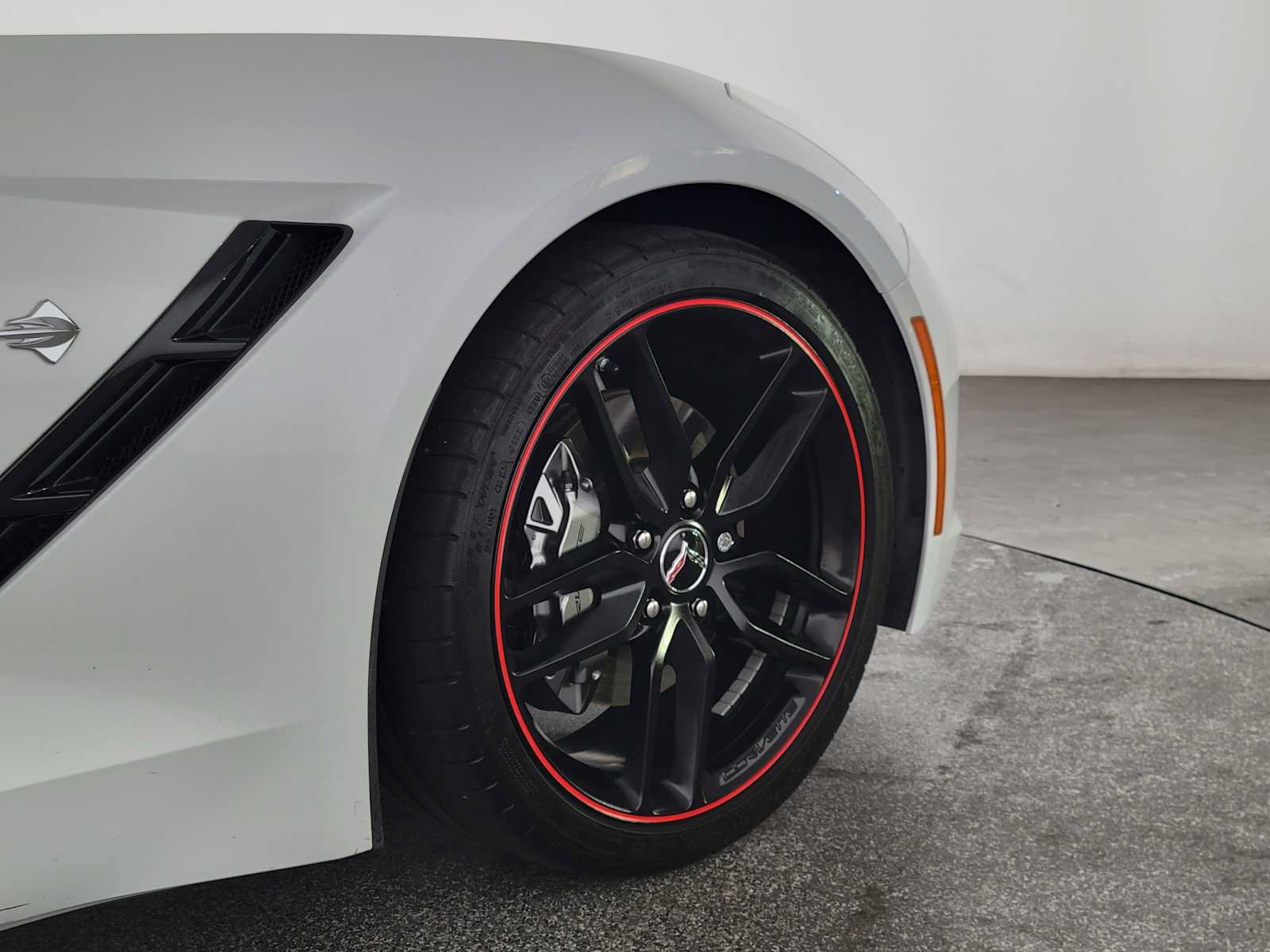Used 2016 Chevrolet Corvette Stingray Coupe w/ 2LT Preferred Equipment Group RWD image 9
