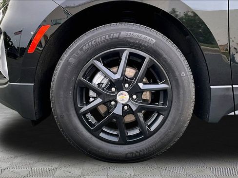 Used 2024 Chevrolet Equinox LT FWD image 21
