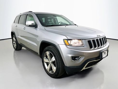 Used 2016 Jeep Grand Cherokee Limited AWD/4WD image 3
