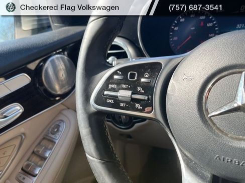 Used 2021 Mercedes-Benz GLC 300 4MATIC image 38