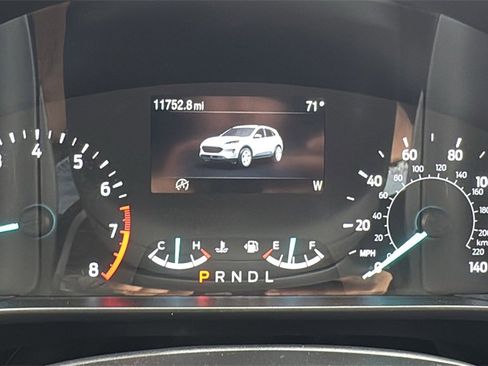 Certified 2022 Ford Escape SE w/ SE Sport Appearance Package image 14