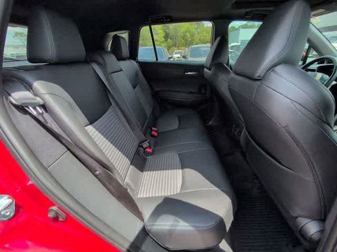 Used 2023 Toyota Corolla Cross XSE w/ Convenience Package AWD/4WD image 19