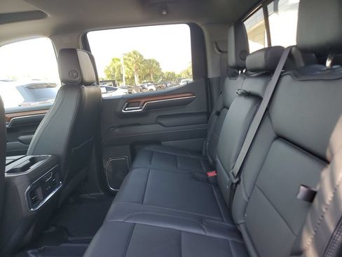Certified 2023 GMC Sierra 1500 Denali w/ Denali Reserve Package AWD/4WD image 14