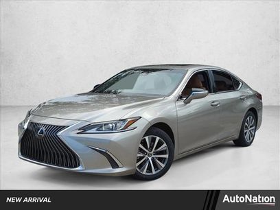 Used 2021 Lexus ES 350 w/ Accessory Package 2