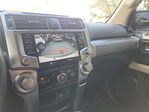Used 2022 Toyota 4Runner SR5 image 21