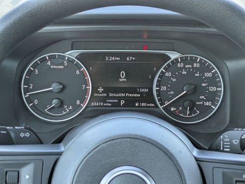 Used 2024 Nissan Rogue SV image 17