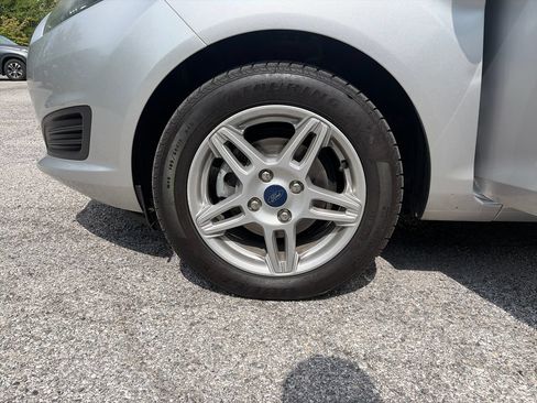 Used 2018 Ford Fiesta SE FWD image 39