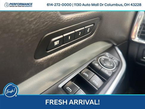 Used 2019 Cadillac XT4 Premium Luxury image 23