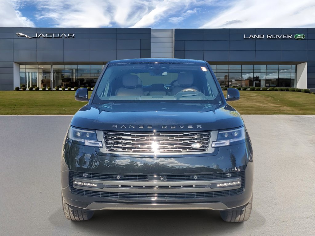 New 2026 Land Rover Range Rover Long Wheelbase SE AWD/4WD image 2