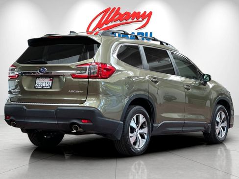 Used 2023 Subaru Ascent Premium w/ Convenience Package AWD/4WD image 4