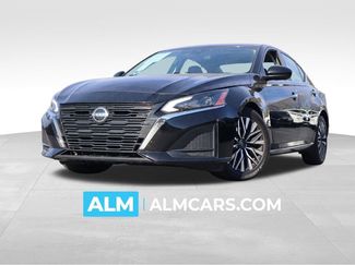 Used 2023 Nissan Altima 2.5 SV image 1