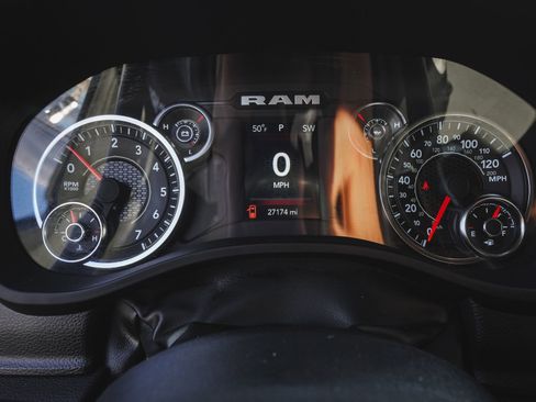 Used 2023 RAM 1500 Big Horn image 15