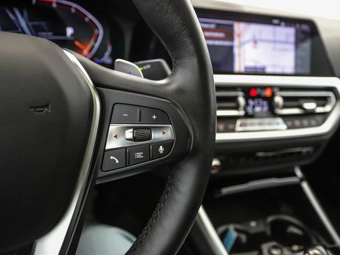 Used 2019 BMW 330i xDrive Sedan AWD/4WD image 13