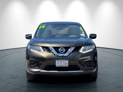 Used 2014 Nissan Rogue S AWD/4WD image 9