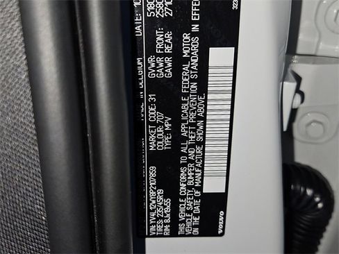 Used 2023 Volvo V60 B5 Cross Country Plus w/ Protection Package Premier image 29