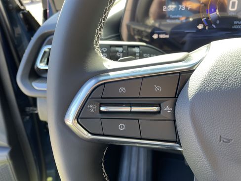 New 2026 Chevrolet Traverse LT image 40