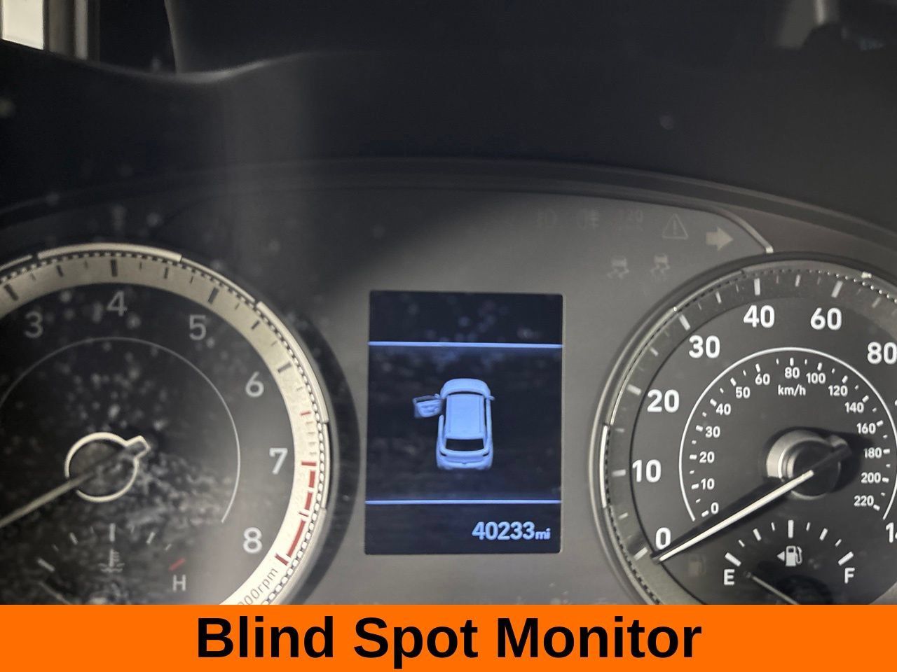 Used 2022 Hyundai Venue Limited FWD image 15