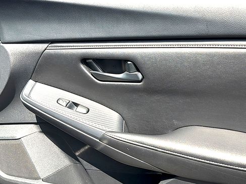 Used 2024 Nissan Sentra S FWD image 25