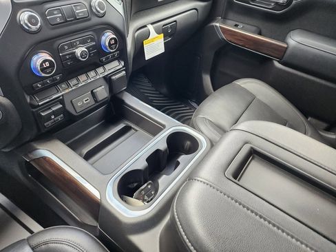 Used 2021 GMC Sierra 1500 SLT w/ SLT Convenience Package image 43
