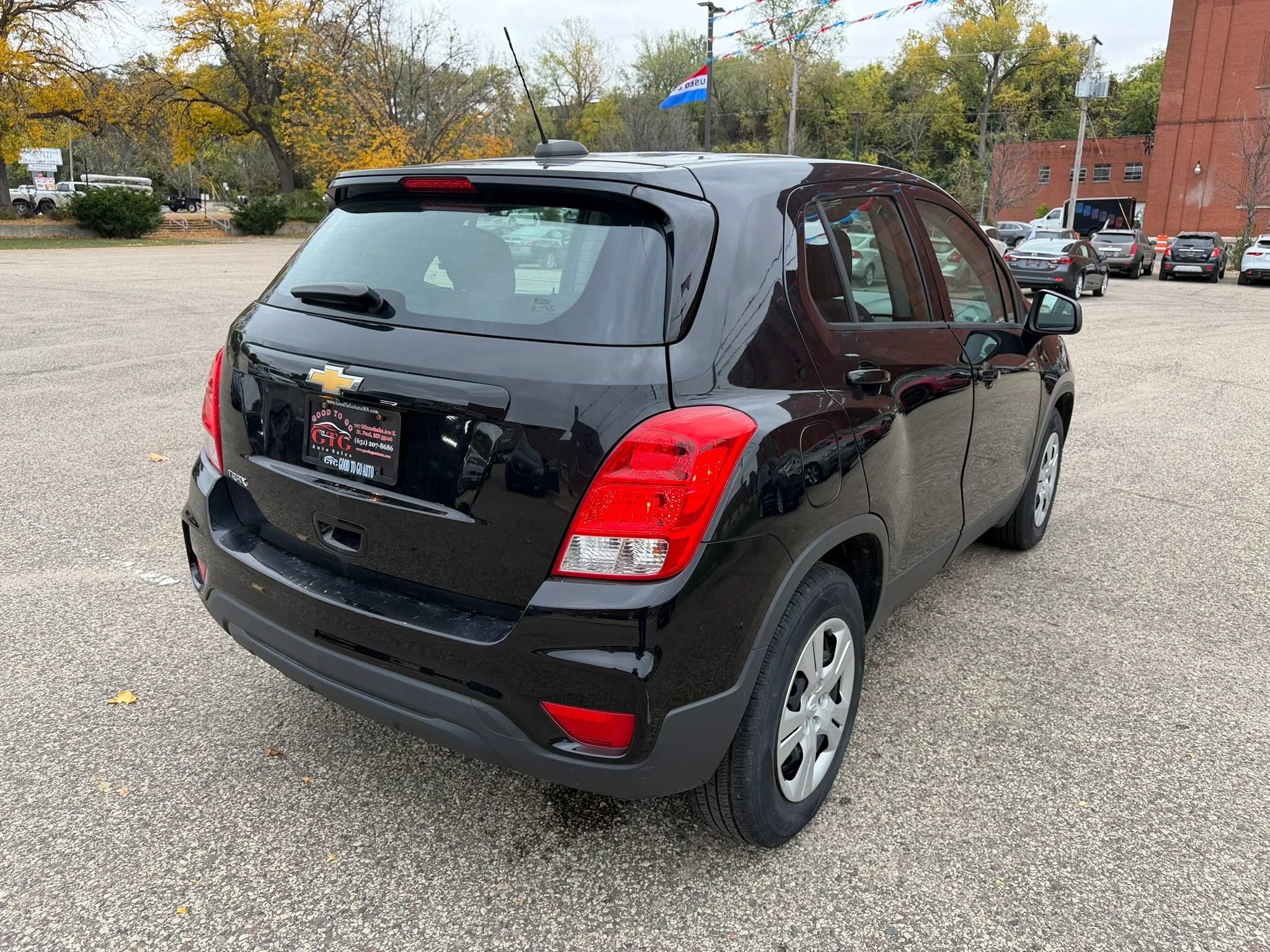 Used 2017 Chevrolet Trax LS FWD image 6