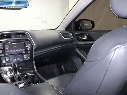 Used 2020 Nissan Maxima Platinum w/ Sport Mat Group FWD image 25