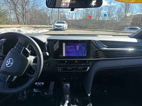 Certified 2025 Toyota Camry SE FWD image 23
