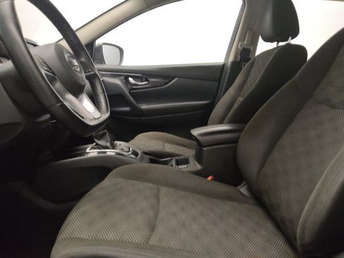 Used 2021 Nissan Rogue Sport SV FWD image 17
