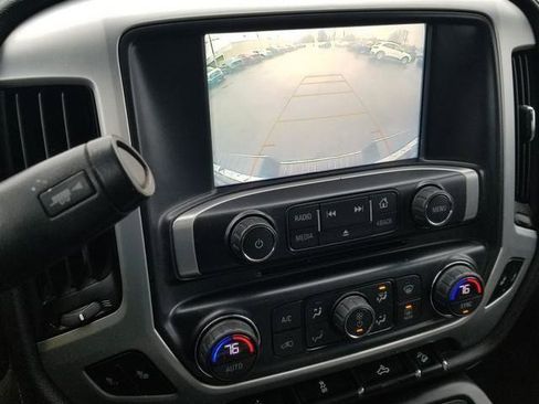 Used 2019 GMC Sierra 2500 SLT image 19
