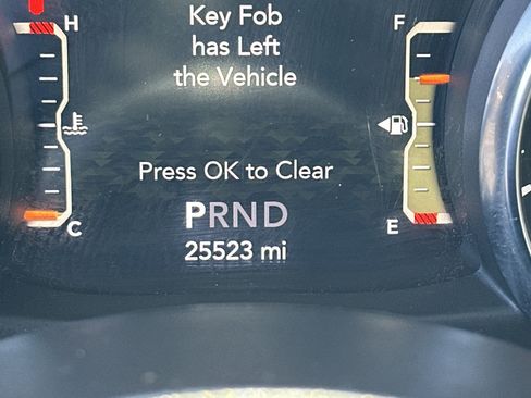 Used 2022 Jeep Wrangler Unlimited Sahara w/ Cold Weather Group image 30