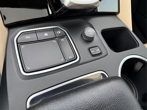 Used 2023 Acura MDX SH-AWD image 47